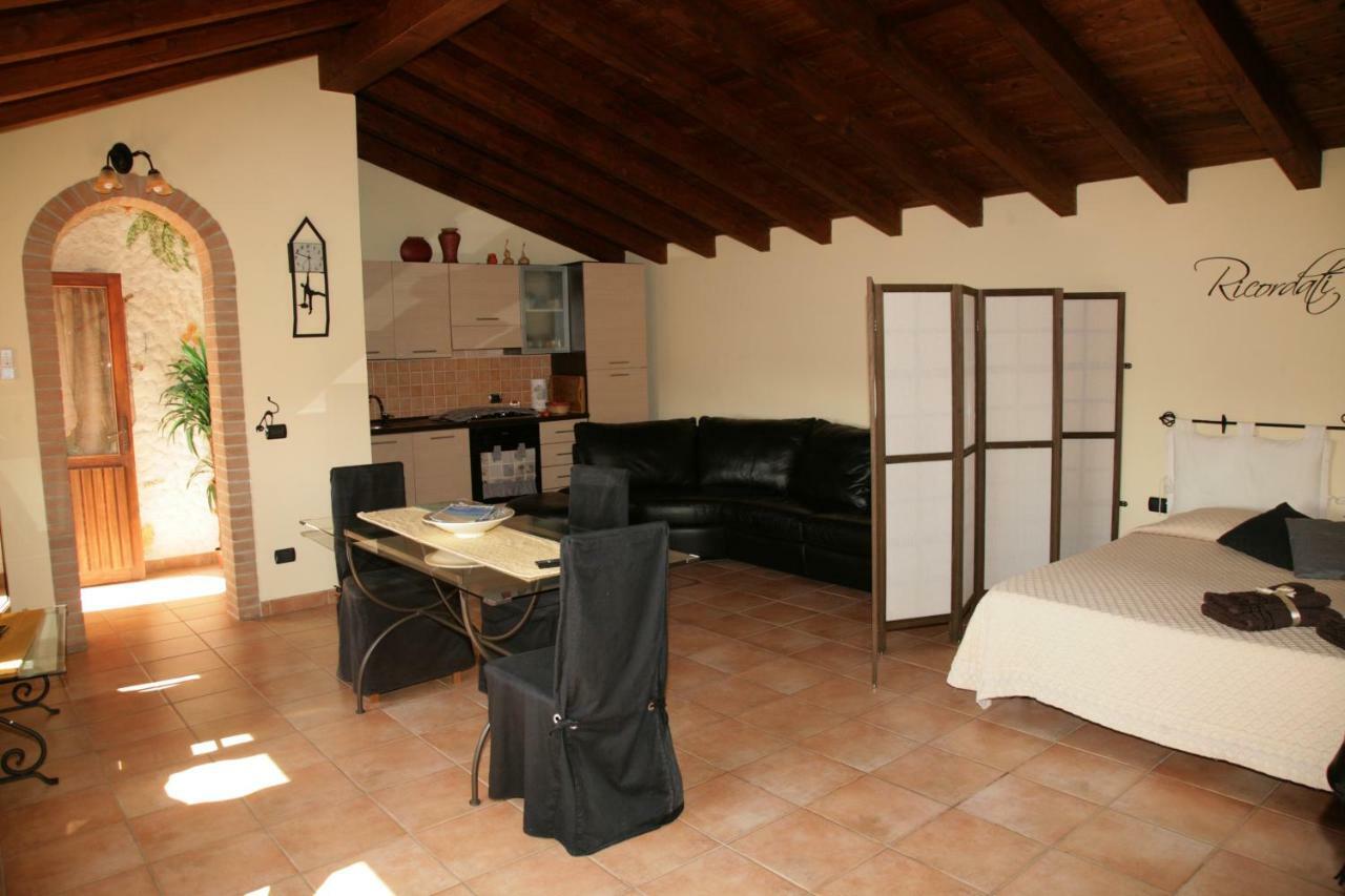 L'Isola Felice Apartment Monserrato Eksteriør billede
