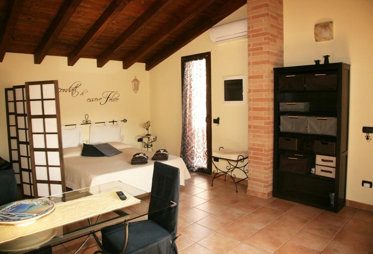 L'Isola Felice Apartment Monserrato Eksteriør billede